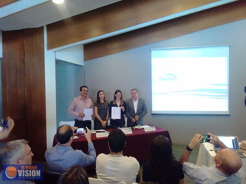 Daniela de los Santos asume compromisos de seguridad con la FUCIDIM