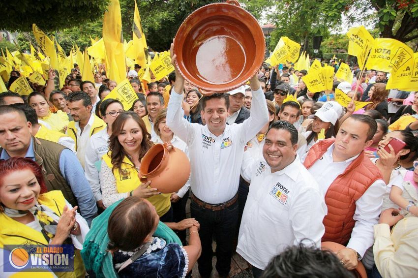 Seré el impulsor de la agroindustria en Michoacán desde el Senado: Toño García