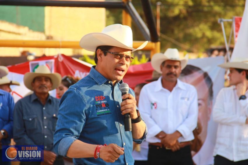 Toño Sosa trabajará para que se respeten los derechos de migrantes y sus familias