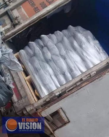 Decomisan tráiler con 6000 despensas preesuntamente del PRD en Gabriel Zamora, denuncia PRI