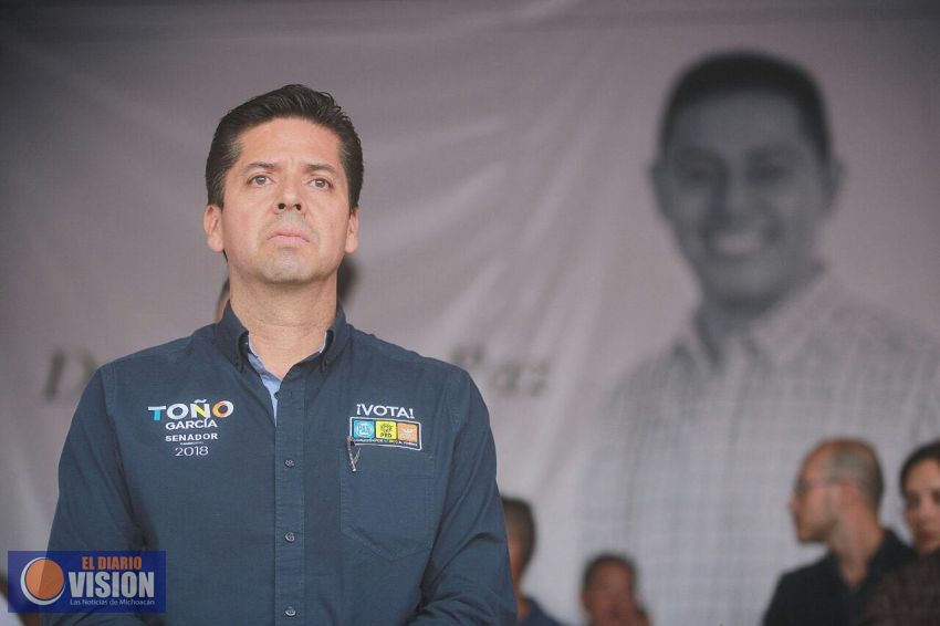 Toño García llama a cerrar filas en elecciones, tras la muerte de los candidatos Fernando Ángeles 