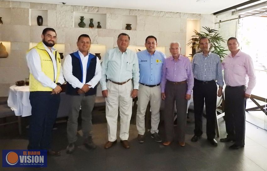 Aprovecharé la experiencia de todos los ciudadanos: Víctor Manríquez