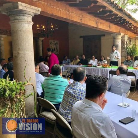 Empresarios muestran su apoyo al proyecto verde y a Arturo Sandoval Canals 