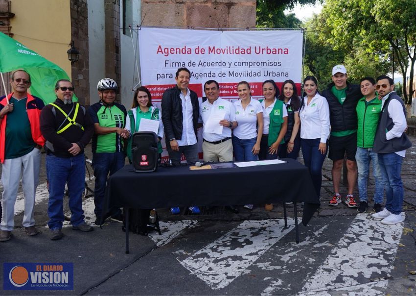 Firmó Constantino acuerdo con Bicibilízate; nuevas vialidades contemplarán uso de bici 