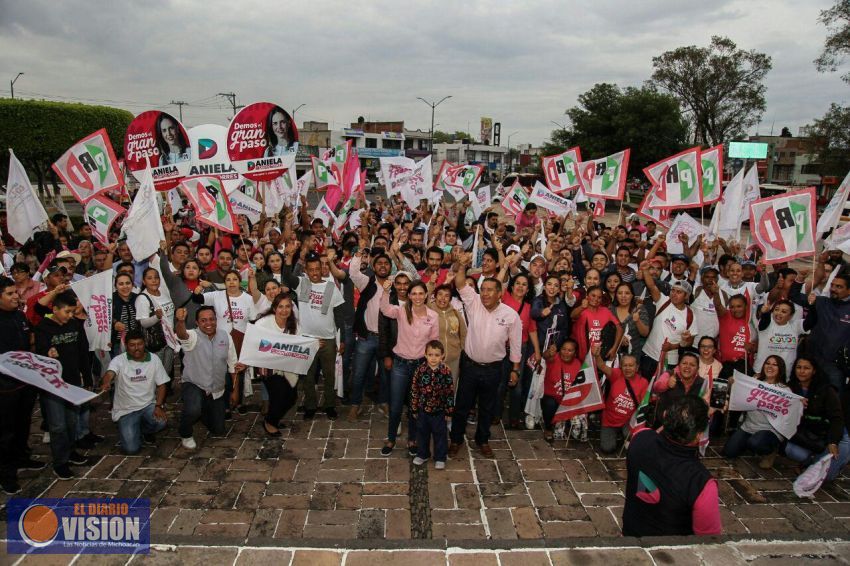Junto a los morelianos “daremos el gran paso”: Daniela de los Santos Torres.
