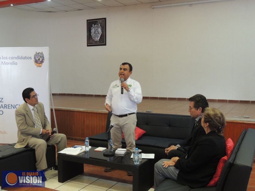 Estímulos y descuentos a empresas que den trabajo a egresados: Constantino Ortiz García