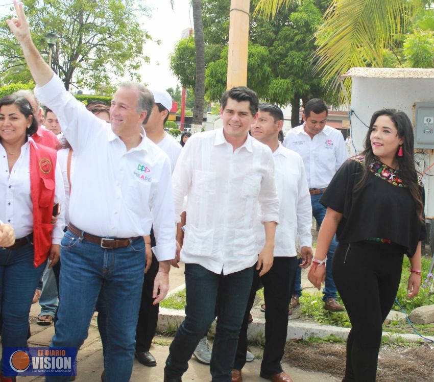 Meade ofrece rescate a la UMSNH 