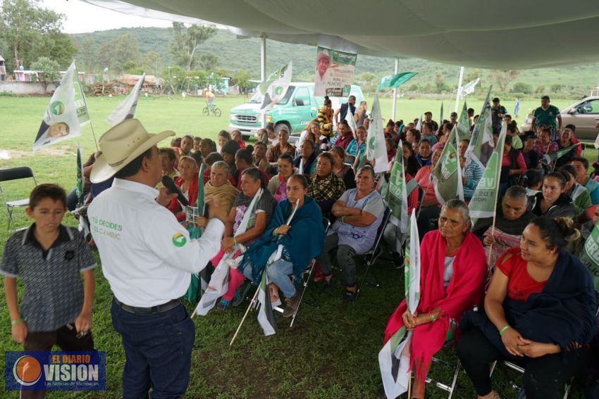Refrendaron las comunidades rurales su apoyo a Constantino Ortiz