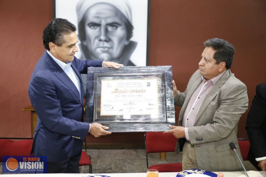 Recibe Gobernador a alcalde de Angangueo
