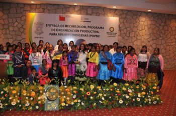 Entregan 4 millones 876 mil pesos en recursos a mujeres indígenas
