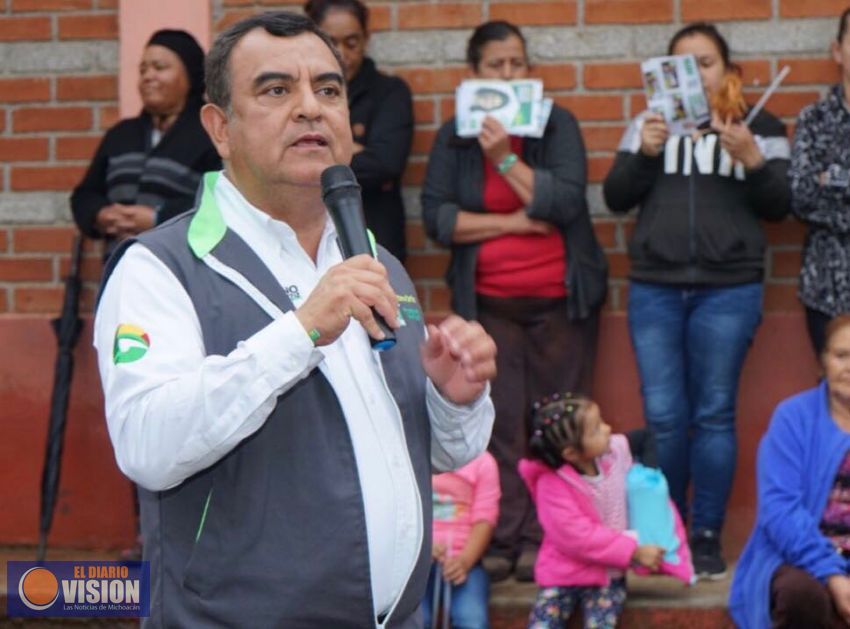 Reconoció Constantino Ortiz triunfo de Raúl Morón en Morelia