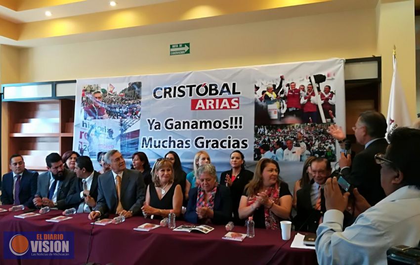 Agradezco al pueblo de Michoacán por haber ganado el senado de la República: Cristóbal Arias Solís