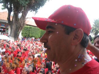 Abarrota la Pergola Municipal el Precandidato Aldo Macías
