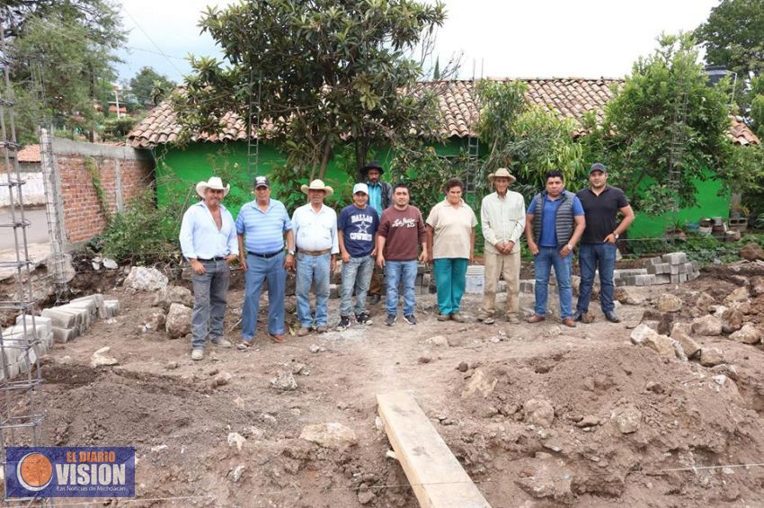 Inician en Coeneo trabajos de rehabilitación de la Casa Ejidal en la tenencia de LA Cañada