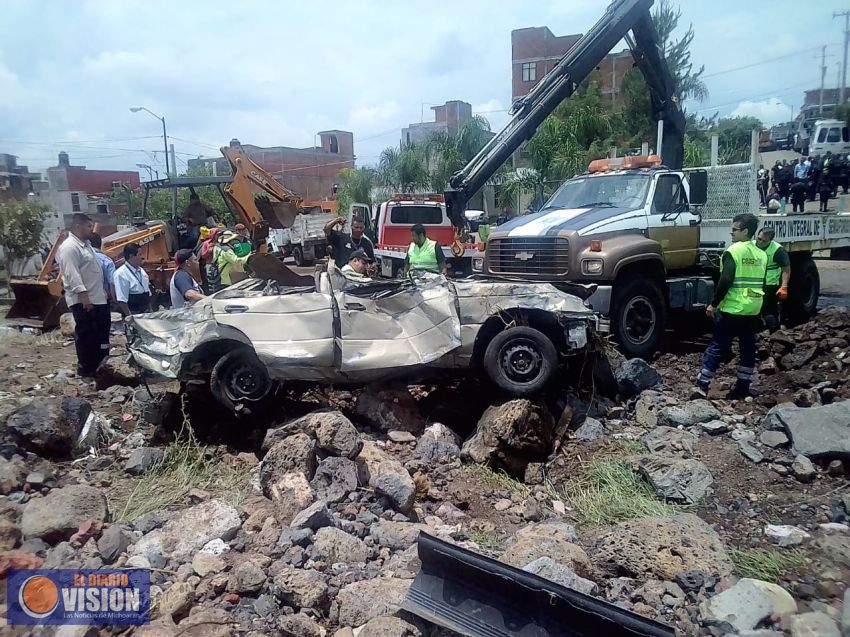 Cuantiosos daños deja tromba registrada en la capital de Michoacán.