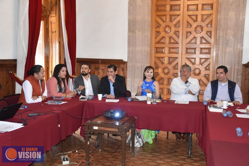 Fiscal será por nueve años; previa reforma constitucional