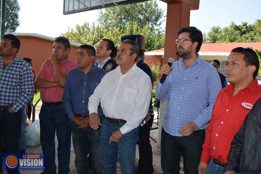 Grupo de Oro apoya a damnificados