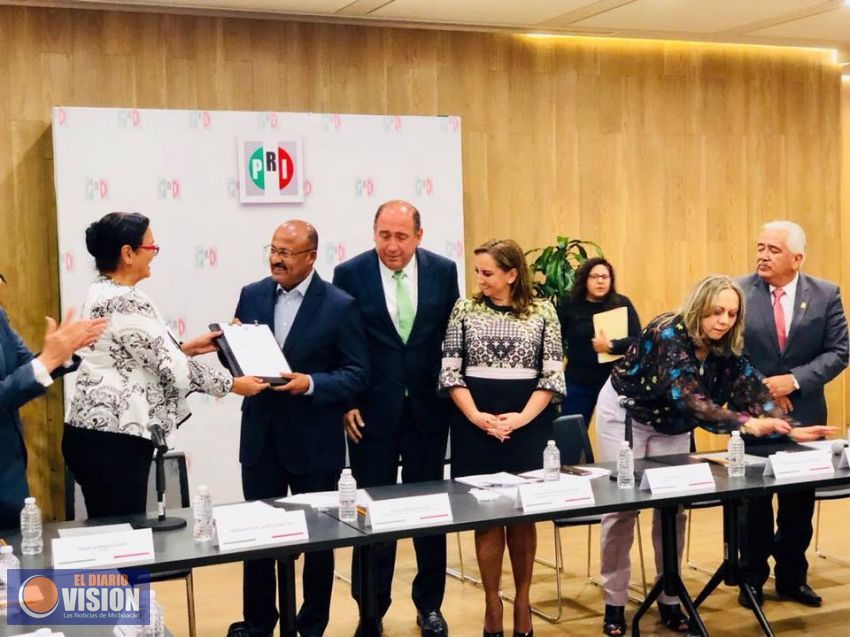 Será el pastor de los Diputados del PRI