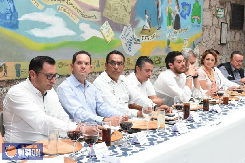 Llama Adrián López a respetar tiempos y atribuciones