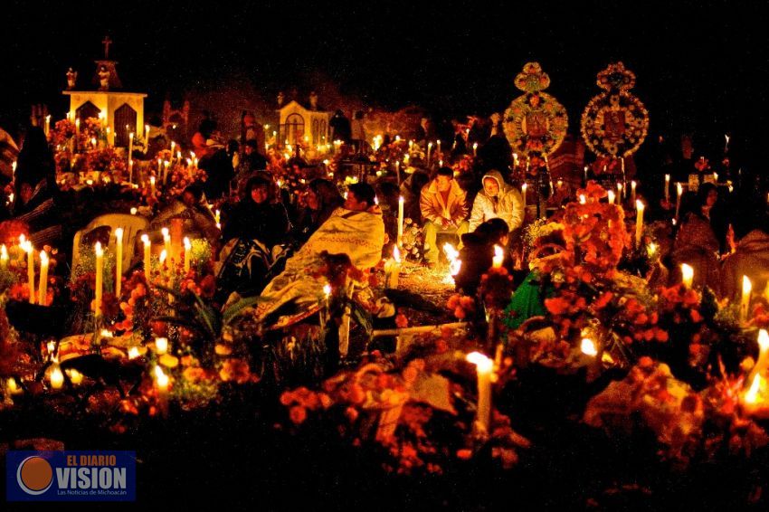 Inician preparativos de Noche de Muertos en Michoacán 2018