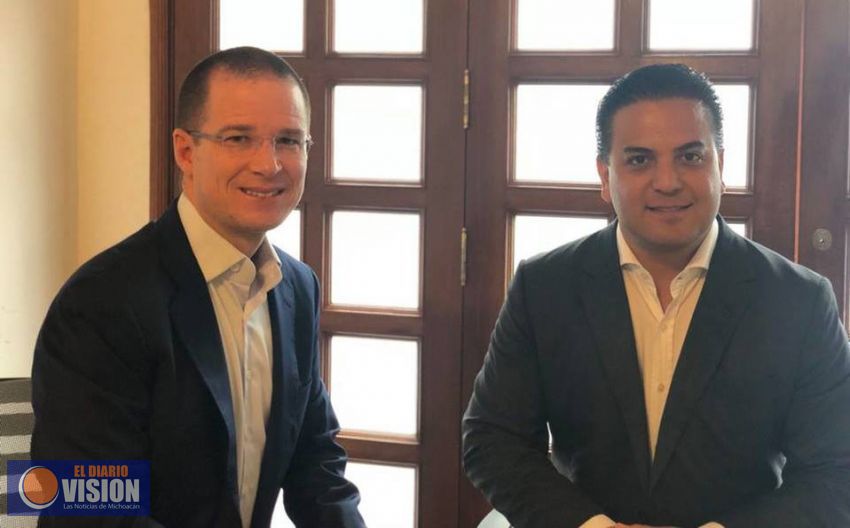Anaya se reúne con líder nacional del PAN