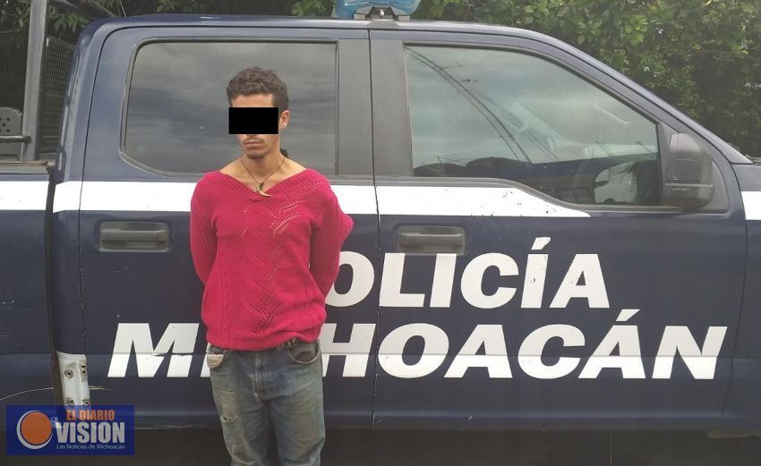 Por allanamiento de morada y cristal, Policía Michoacán detiene a dos hombres