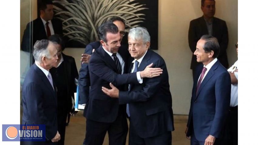 Compromete AMLO que en su gobierno respaldará a la Iniciativa Privada
