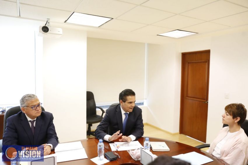 Mayor inversión pública y finanzas estables: Silvano Aureoles
