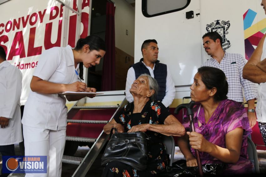 Supervisan hospital, centros y casas de salud  en Tuzantla.
