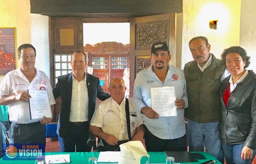 Equipa Sedrua a cañeros con tres cosechadoras
