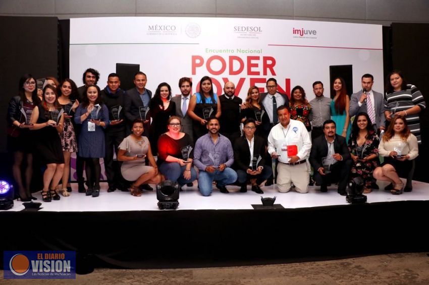 Destaca Michoacán en políticas de juventud a nivel nacional