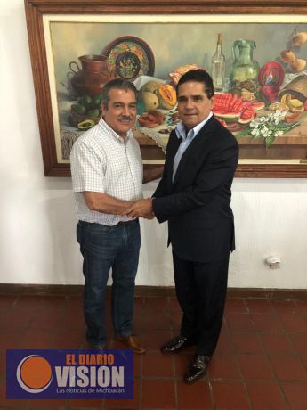 Se reúne el alcalde electo de Morelia, Raúl Morón y el gobernador Silvano Aureoles 