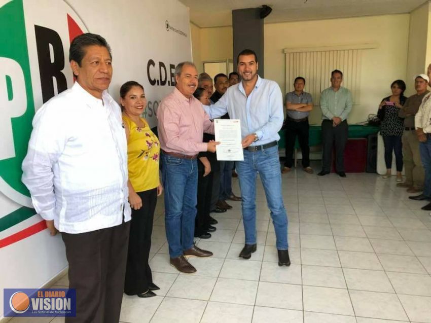 Adrián Melgoza, Presidente de Erongarícuaro, electo Vicecoordinador de alcaldes priístas