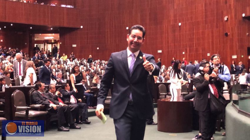Michoacán inicia una nueva historia con Iván Pérez Negrón Ruiz en el Poder Legislativo Federal