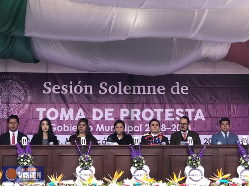José Manuel Caballero Estrada, toma protesta como Presidente del Municipio de Paracho