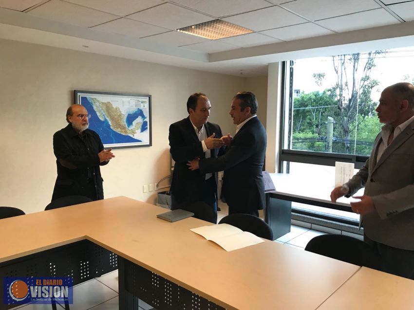 Recibe César Flores nombramiento como director del IMPLAN