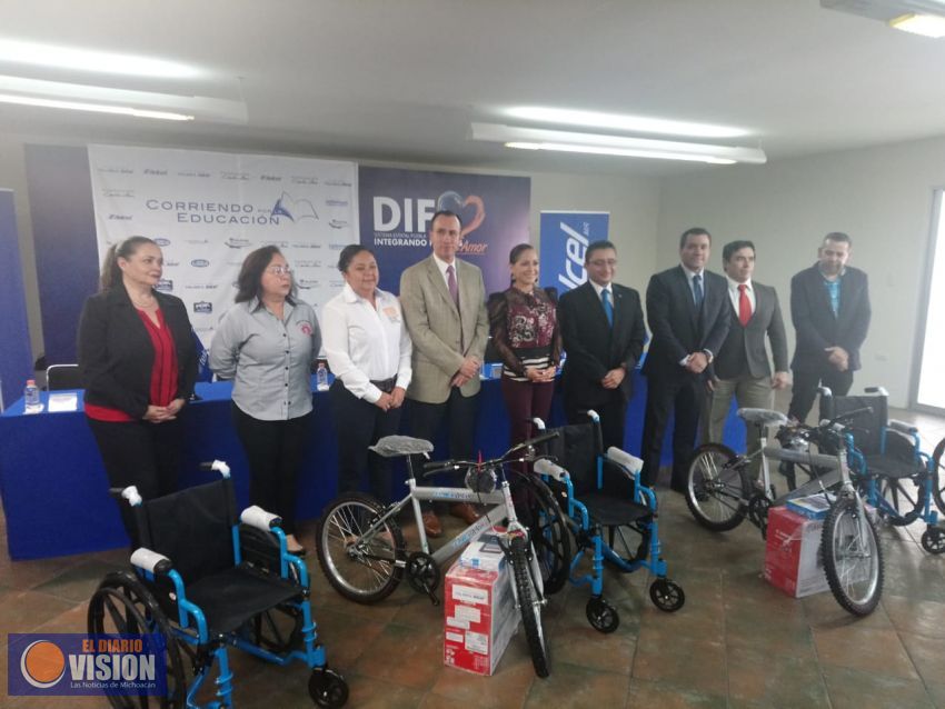 DIF Puebla y Fundación Telmex-Telcel entregó apoyos sociales a habitantes del estado