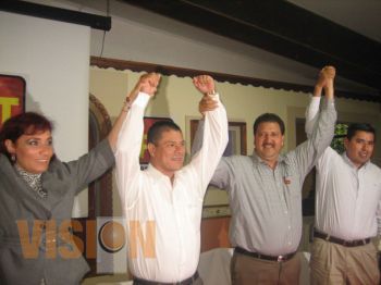 Sandoval Flores, atestigua el registro de Lagunas Vázquez ahora como aspirante de ese órgano políti