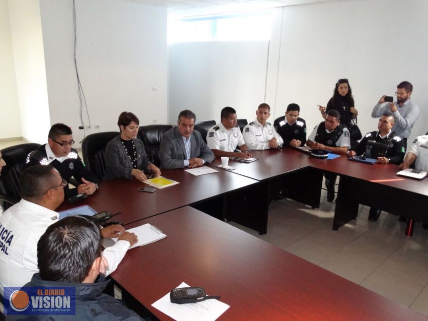 Raúl Morón pide a Policía Morelia priorizar atención a la ciudadanía 