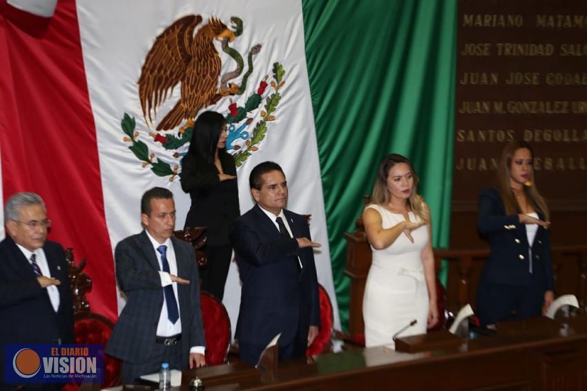 Atestigua Gobernador apertura de periodo de sesiones de la 74 Legislatura