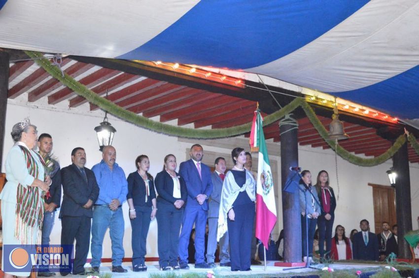 Celebra Lagunillas en armonía y paz las fiestas patrias