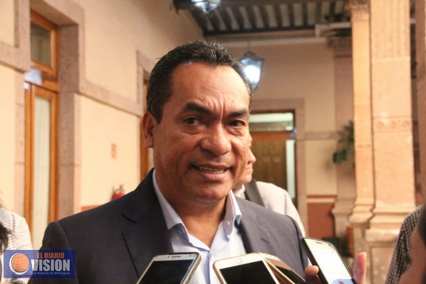 Revisan situación administrativa del Congreso Local: Adrián López