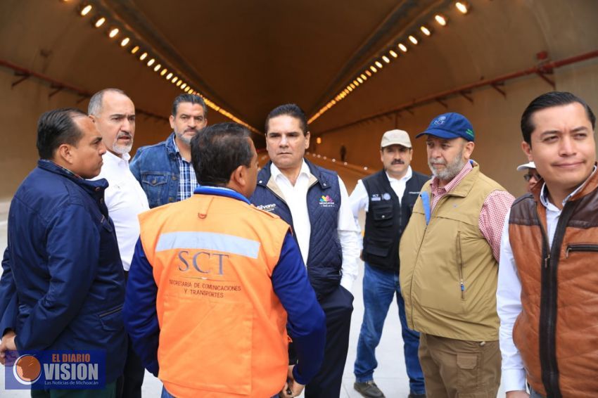 Supervisa Silvano Aureoles obra Ramal Camelinas de Morelia
