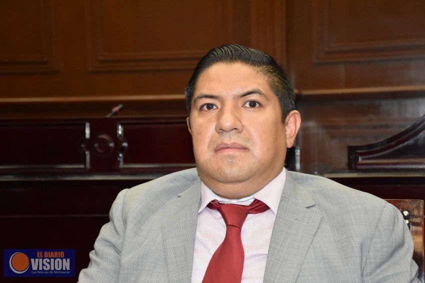 Exige Francisco Cedillo se respeten sus derechos como legislador