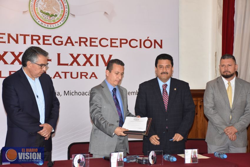 LXXIV Legislatura recibe documentación de la LXXIII