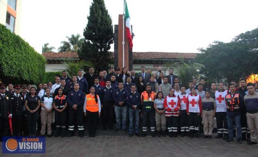 Se llevó a cabo en Uruapan acto luctuoso en memoria de víctimas de los sismos de 1985 y de 2017