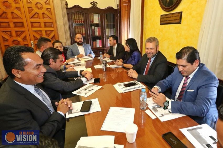 Adrián López Solís participa en reunión de la JUCOPO