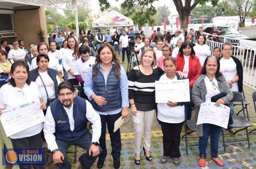 Palabra de Mujer beneficia a adultas mayores
