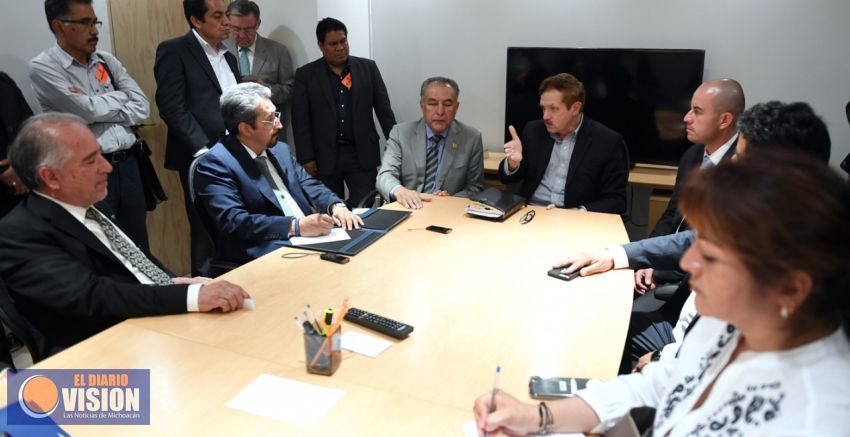 Diputados federales panistas respaldan a los 10 rectores de Universidades con problemas financieros