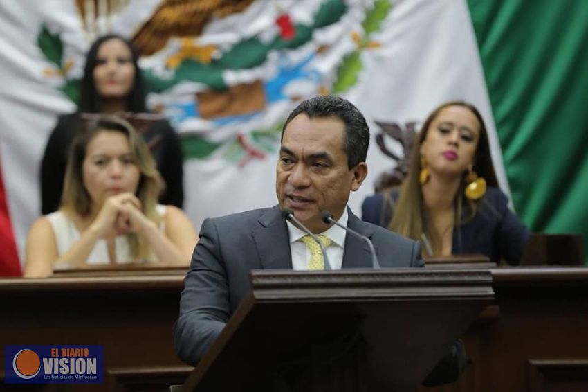 Michoacán supera adversidades, con apoyo de los ciudadanos: Adrián López